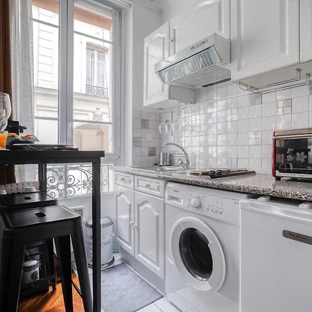 Rénové Métro Confortable 2pers Wifi Appartement *