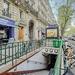 Lägenhet Renove Au Pied Du Metro *