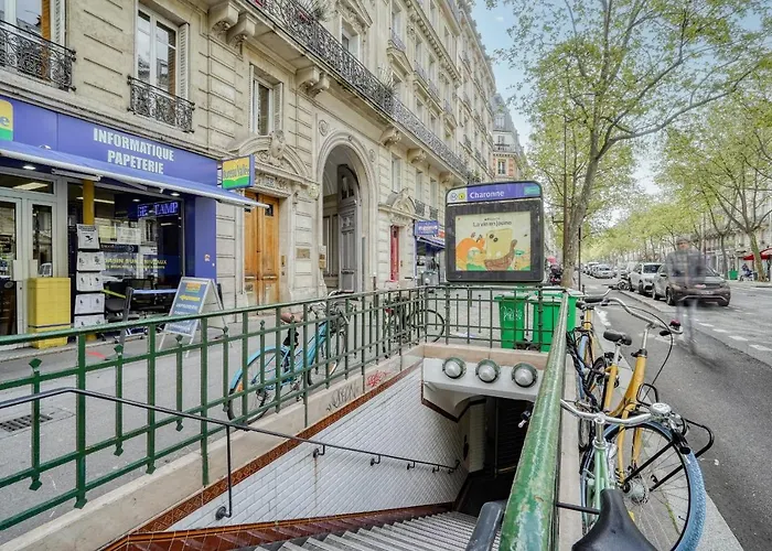 Appartement Rénové Métro Confortable 2pers Wifi *
